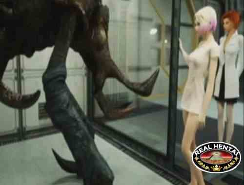 Чужие монстры ломают девушек